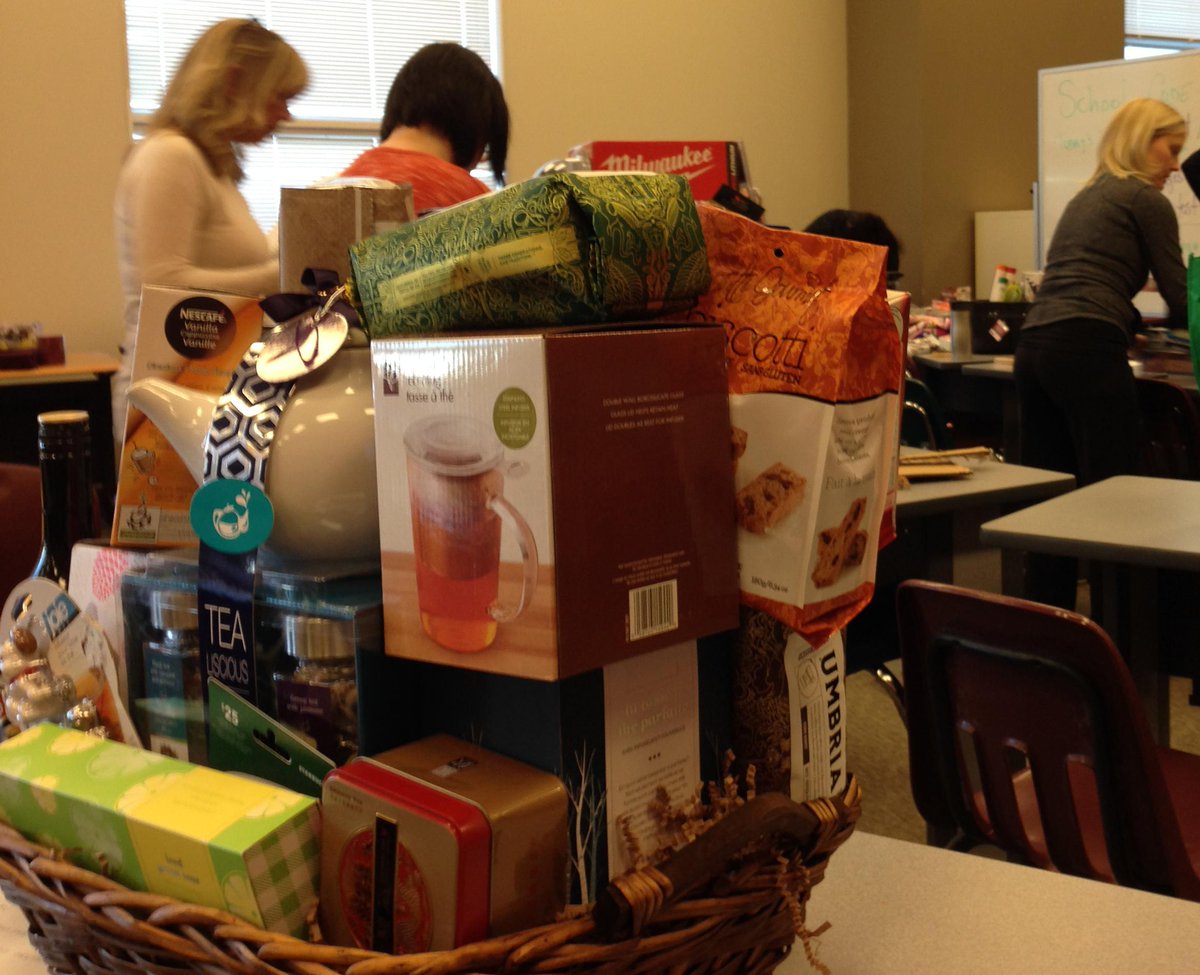 edgeschool's tweet photo. Parent Volunteers are hard at work assembling Silent Auction baskets for #ELD2015! Do you have your tickets yet? http://t.co/dFP4whhOX5