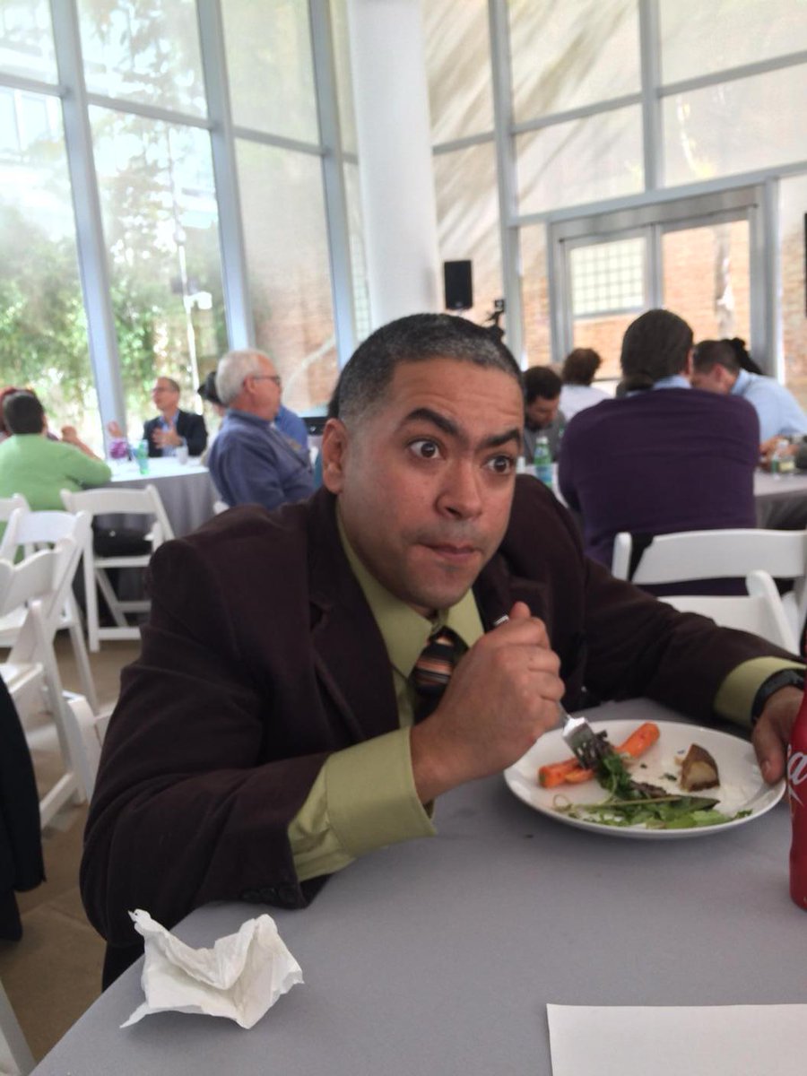 suvs's tweet image. Jonathan Gromer, @aboutdotcom Trucks Expert, listens attentively during the #expertevent15