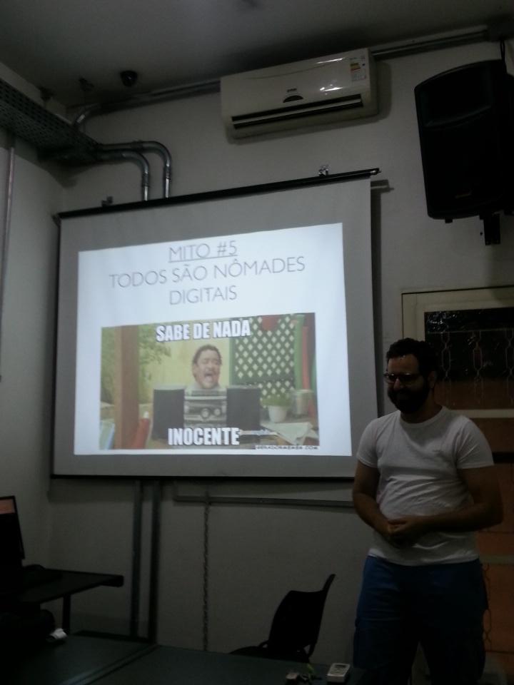 rvnovaes's tweet image. @lerrua falando sobre home office no 15 encontro da #pythonmg