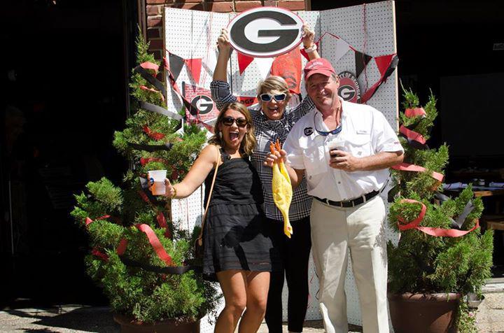 GraduateAthens's tweet image. Come join us NOW for great food, cornhole tournament, free show; 4pm with Sons of Sailors and more! #GraduateTailgate