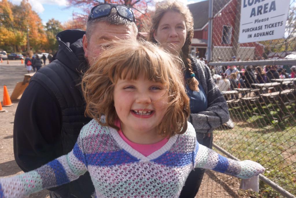 spacespasm's tweet image. pumpkin pickin