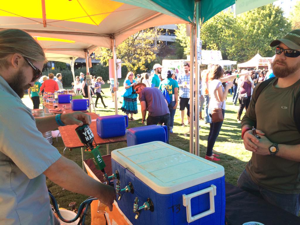 YeeHawBrewing's tweet photo. Now serving our #IPA at #BrewersJam! http://t.co/U2Dkus4uhT