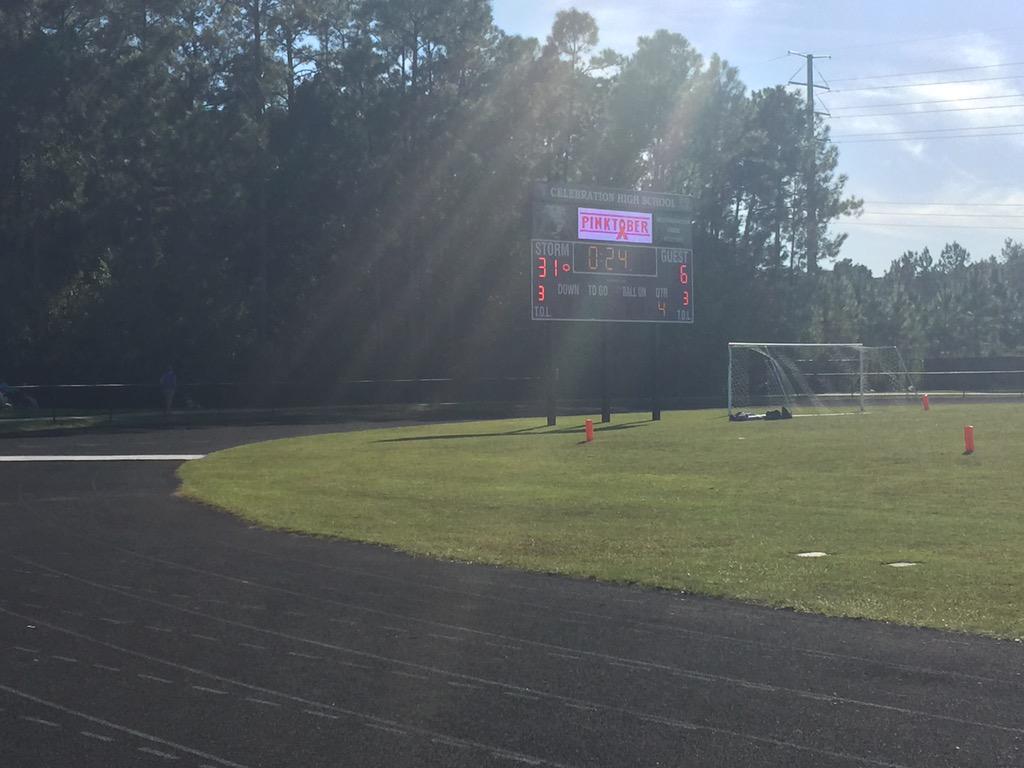 vincent_mazzuca's tweet photo. Great job team!  Storm win over Titans 31-6.  #storm #football http://t.co/TXUIaNneQT