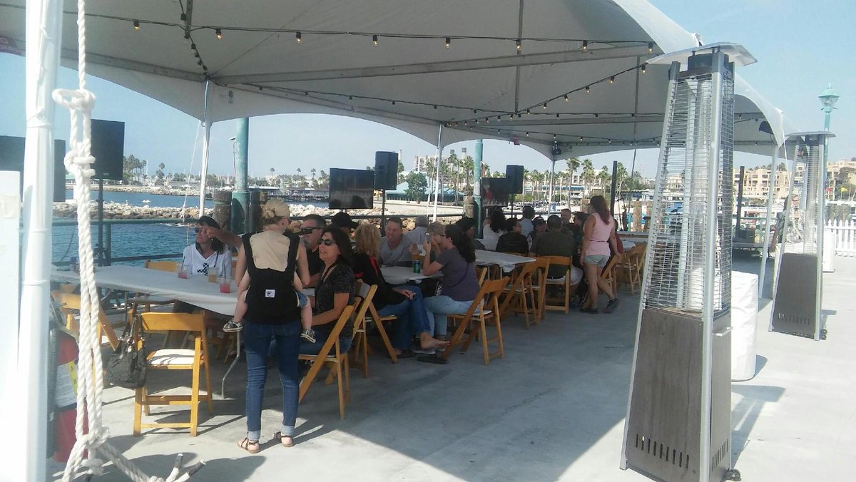 RBKincaids's tweet image. #Michigan #michiganstate the crowd is out