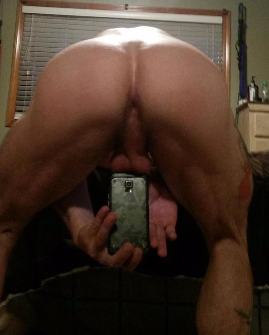 Only bottomed once but really want a nice fat cock fucking my hole tonight. Anyone in London up for it<a href="/tag/hohoho"class="tags"><span>#hohoho</span></a>