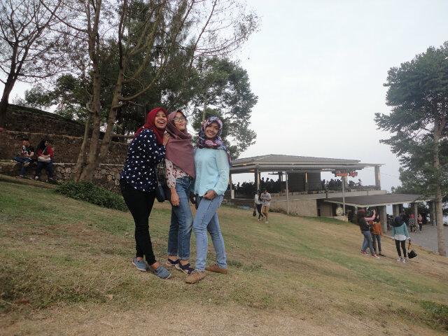 imut714's tweet photo. It's Holiday!!! http://t.co/Qj9s4NRnIi