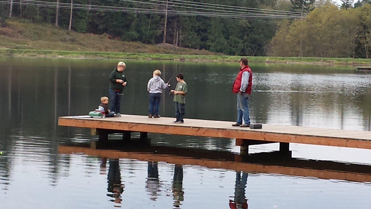 ducbutton's tweet image. #MBC stampede
Fishing at Fire Mountain during stampede.