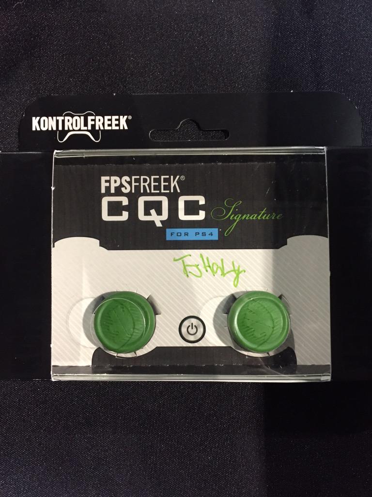 KontrolFreek's tweet photo. Congrats to @eLevateGG on the win vs @FaZeClan! RT to win a signed pair of CQC Sig from @eLevateTJHaly #MLGFinals http://t.co/hn9KYPbJQQ
