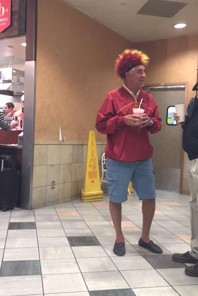 DavidSpade's tweet photo. Ran into the new @USC  coach today. Pretty cool guy http://t.co/iAejImSaYD