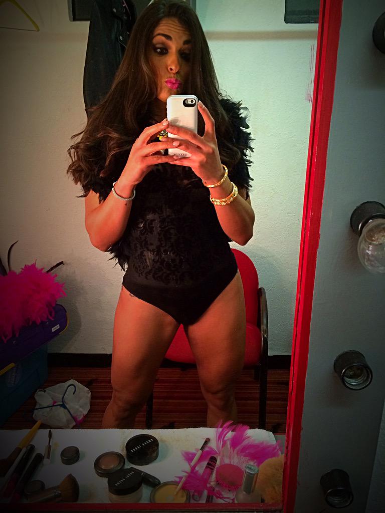 Éxito con la mejor obra <a href="/LaSemesienta/">La Semesienta</a>  y ganando <a href="/PumasMX/">PUMAS</a> #PorTiUniversidad