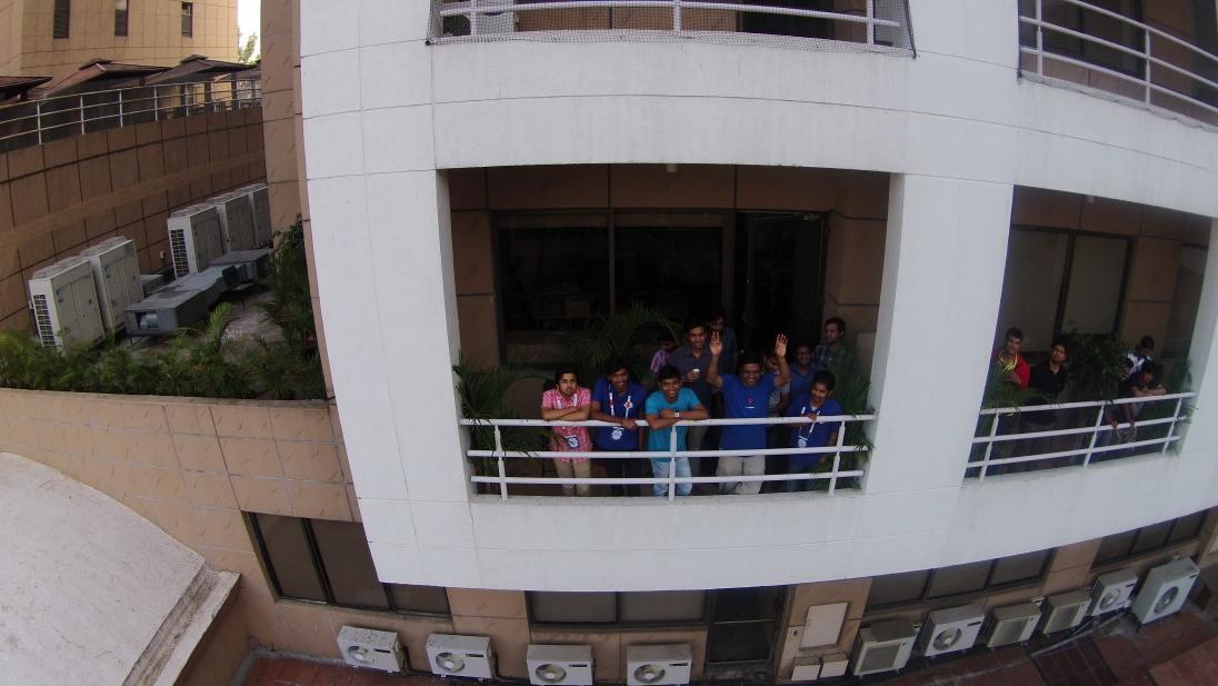 goibibo_tech's tweet image. #gocode participants taking a break to check out the #godrone. #goibibo
