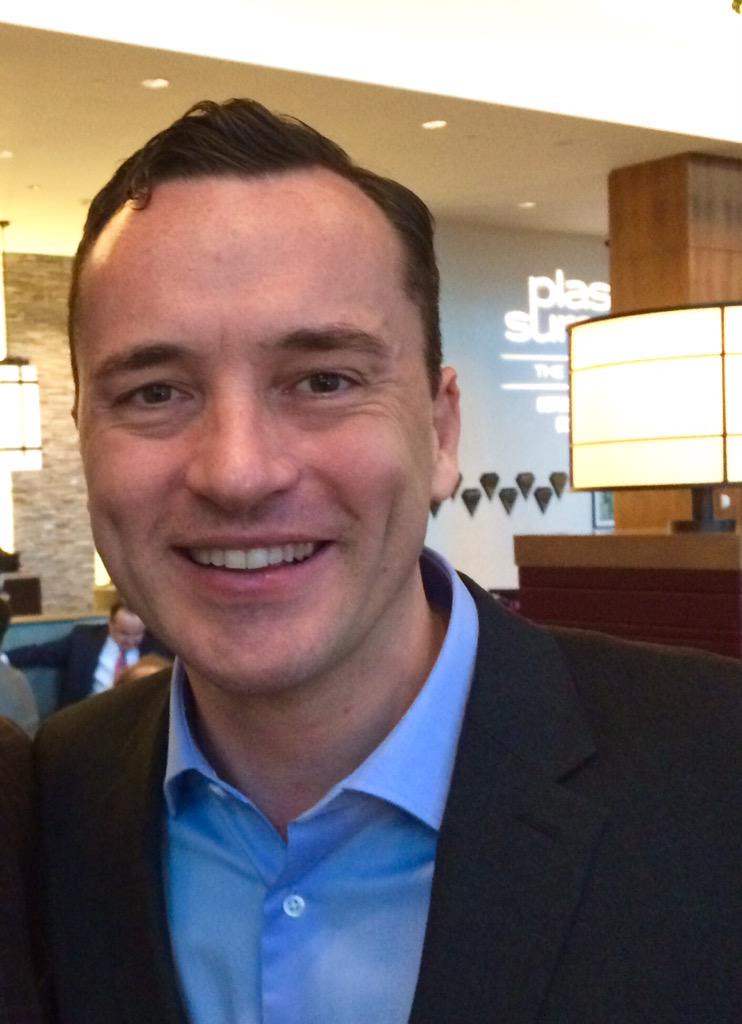 drheatherfurnas's tweet photo. Twitter Wizard stats. U R an inspiration, Olivier! @OlivierBranford @prsjournal @DrRodRohrich @ASPS_News http://t.co/JDSYhDOR8Y
