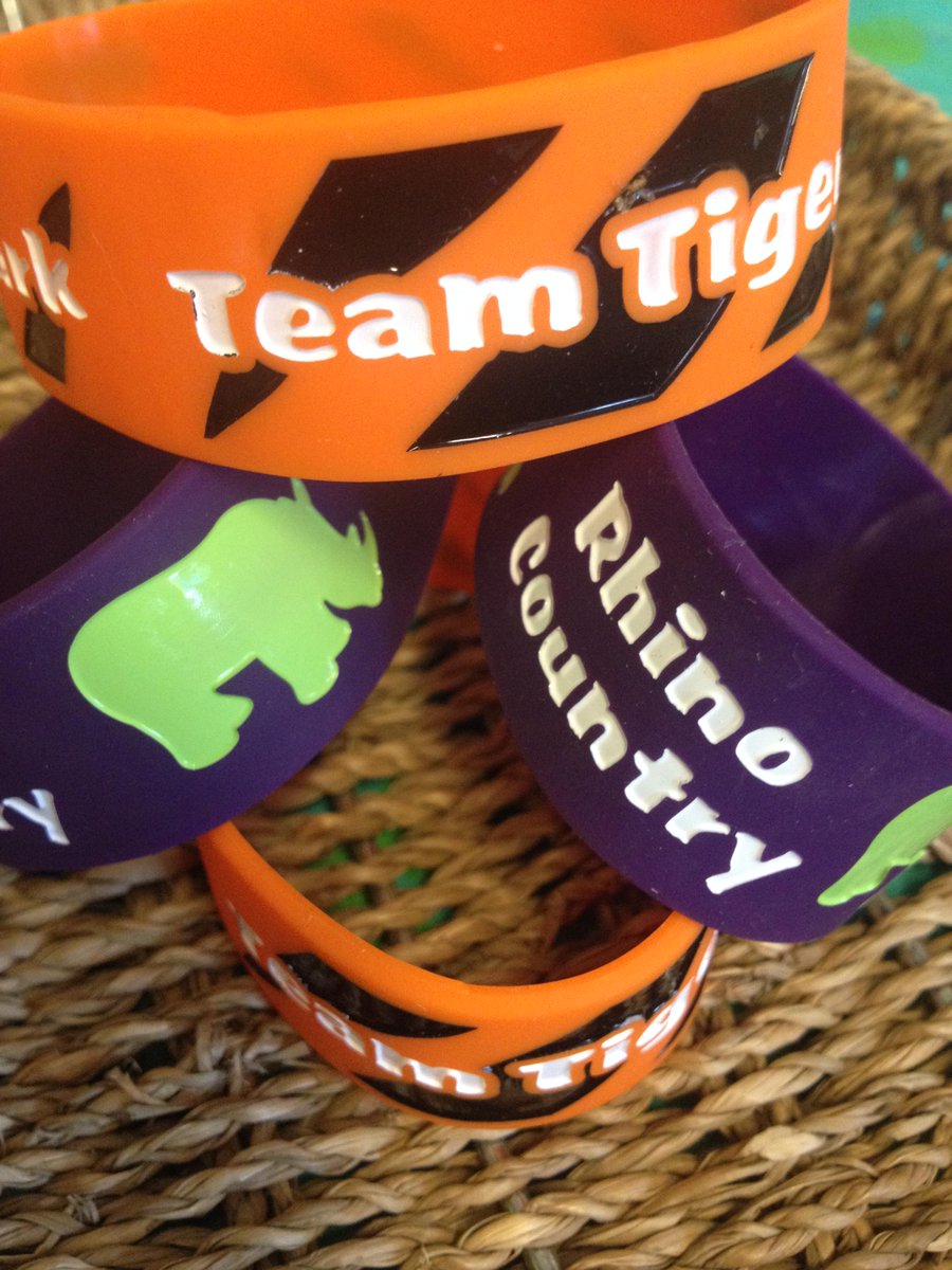 ManorWildlife's tweet photo. Buy our super animal bands @AnnasWelshZoo &amp; support @savetherhino &amp; @21CenturyTiger - projects in the wild. http://t.co/F1cdB17KAp