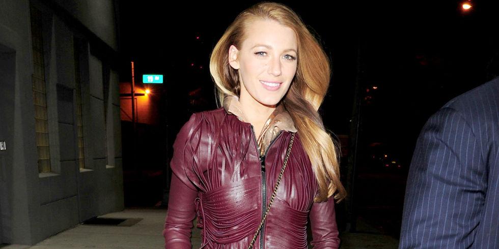 ELLEmagazine's tweet image. We NEVER expected @blakelively to be wearing these shoes: on.elle.com/6015B3ojx