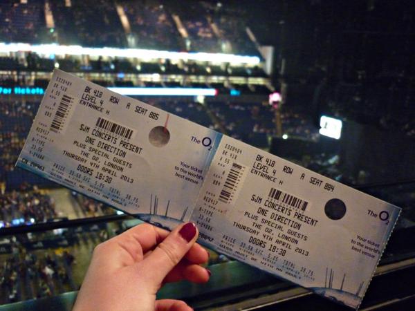 akudma5's tweet image. НЕ СДЕЛАЕШЬ РЕТВИТ, НИКОГДА НЕ ПОЛУЧИШЬ ЭТУ БУМАЖКУ #EMABiggestFans1D