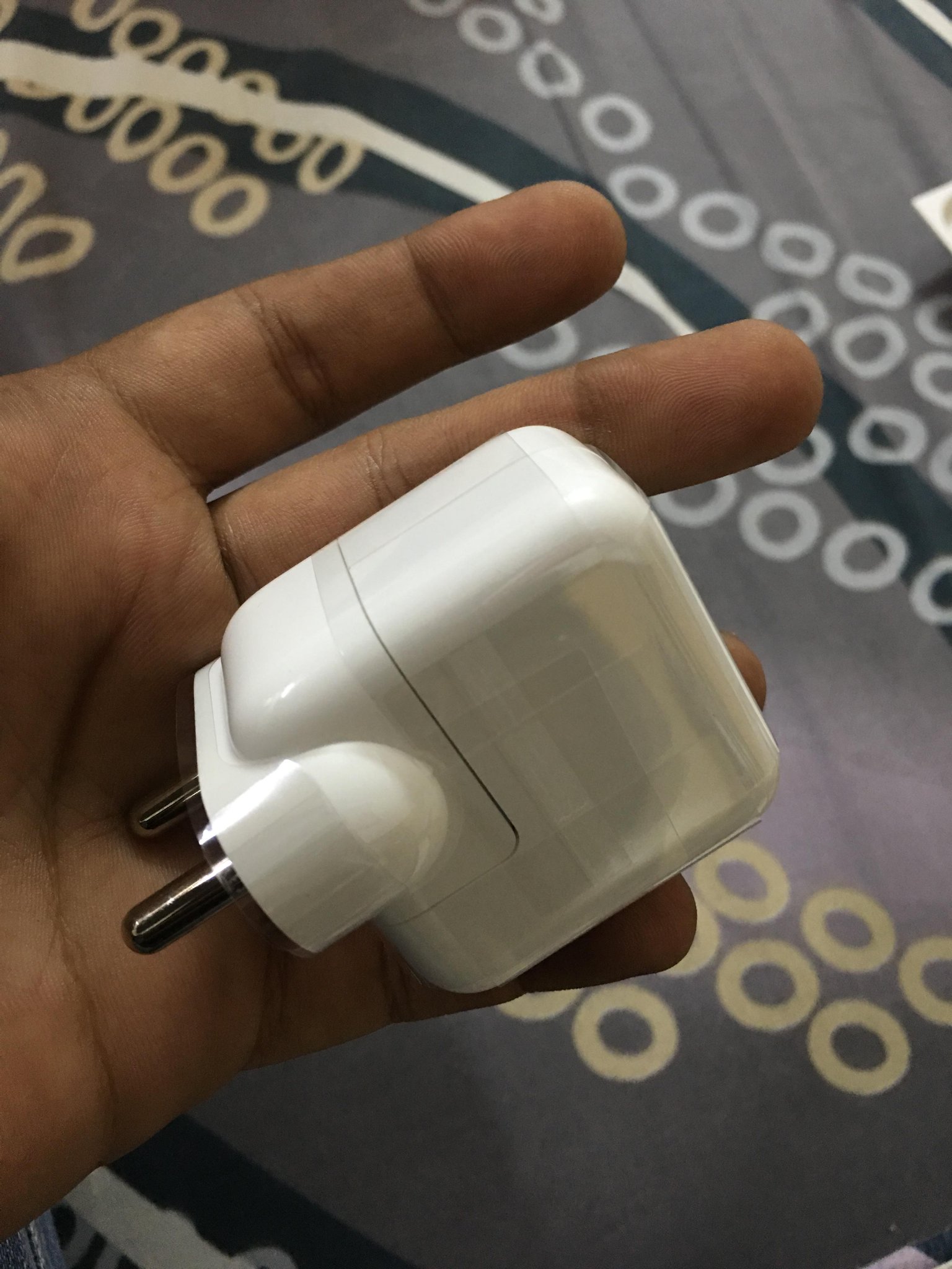 Rakesh on Twitter "Apple is including a 10w power adapter with the