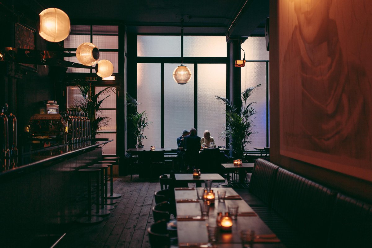 Congratulations <a href="/GlasgowTabac/">Tabac Glasgow</a> <a href="/panthermilk/">bellkitsune</a> on your Most Stylish Bar nomination #SSA10Years