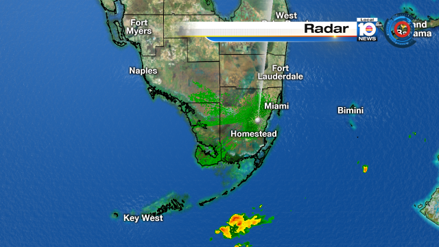 QUIET START - Good morning South Florida! So far it's dry on the radar. Join us at 5:30 am for your full forecast! http://t.co/mPQbsvYAUV