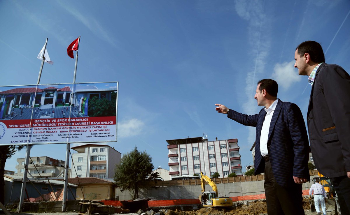 erdogantok55's tweet photo. Yarın temel atma törenini gerçekleştireceğimiz Türkiye'nin En Büyük Gençlik Merkezi alanında incelemelerde bulunduk. http://t.co/0aKpkh2xwu