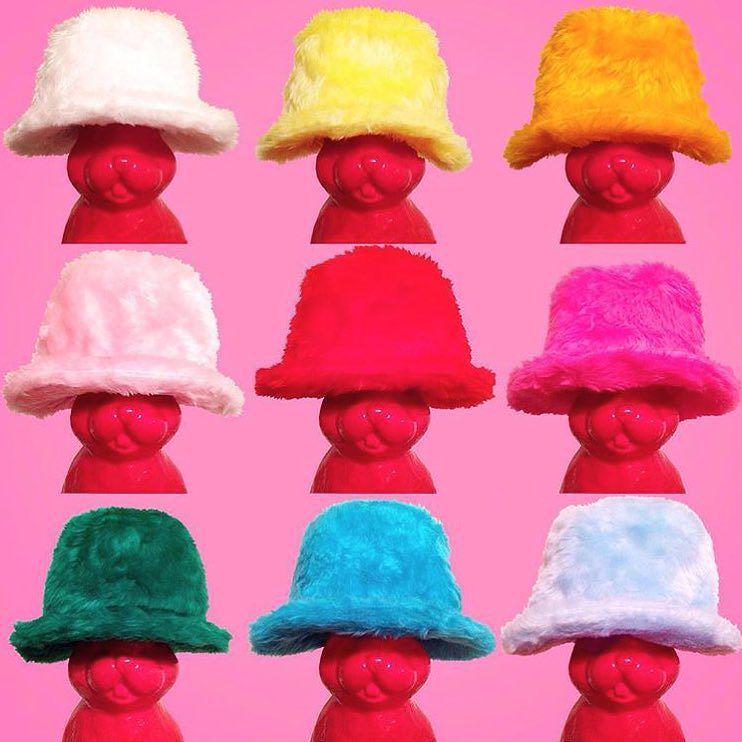 ConfettiCrowd's tweet photo. HAT GOALS 😍🌈 @cheekldn http://t.co/pIlNxLS8qB http://t.co/M9mtzKbTgW
