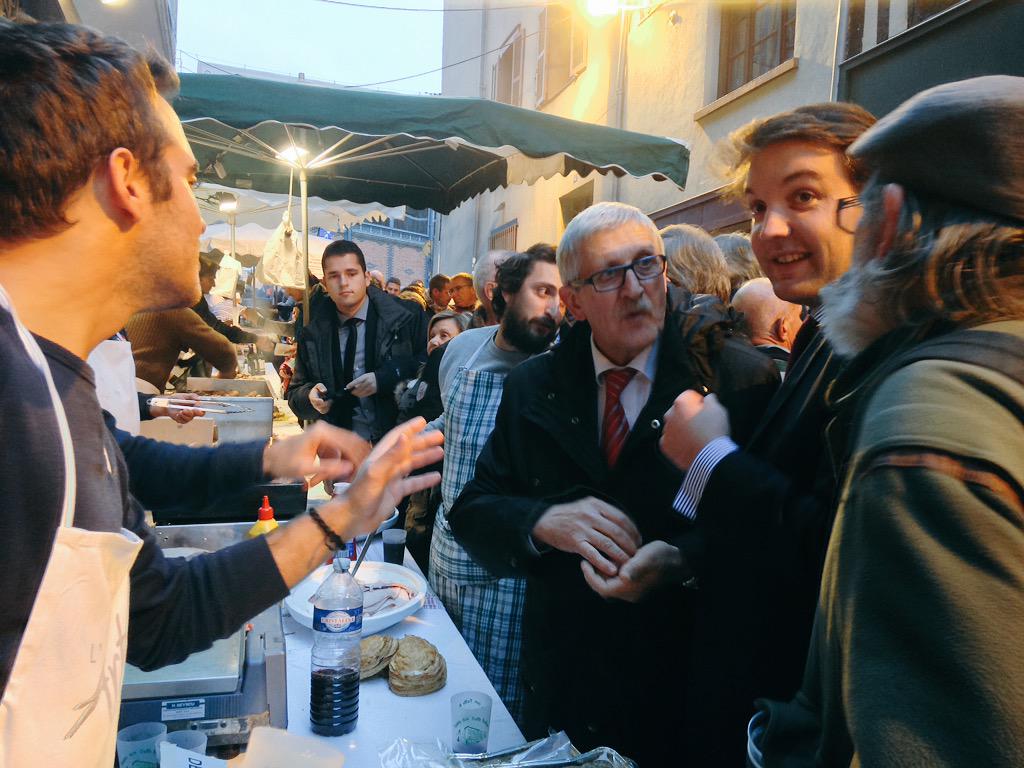 JeunesActifs87's tweet photo. Rétro📷 Inauguration Frairie #PetitsVentres 2015 Ft @ERLOMBERTIE @GG_Guerin [...] #Limoges https://t.co/cafJ5MY8vJ http://t.co/avmILjtoKN