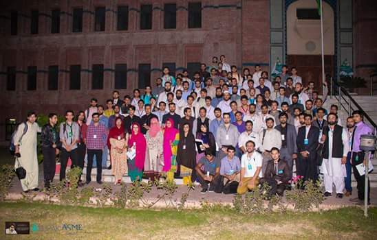 Taimor46's tweet image. #drupalcamppeshawar #drupal #Peshawar #Pakistan Group Photo with #drupal8 core contributer @JibranIjaz