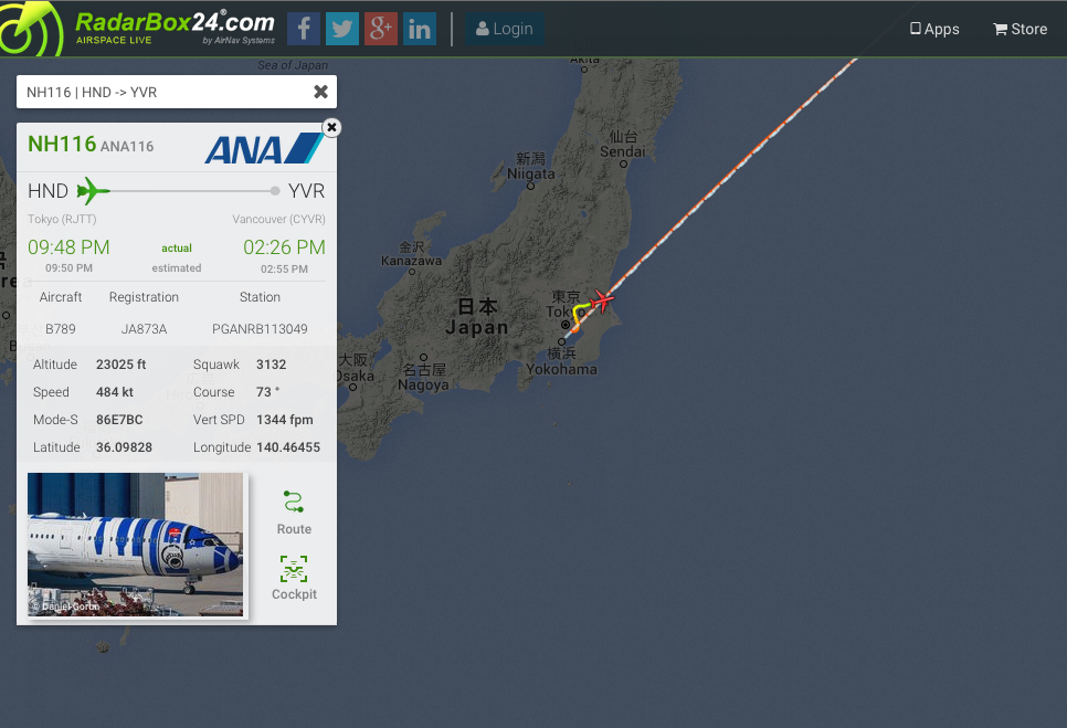 AirNavRadar's tweet photo. ANA #NH116 Dreamliner StarWars livery is taking off from Tokyo to Vancouver
http://t.co/p2YXzULmAT http://t.co/fMxSKwICbl