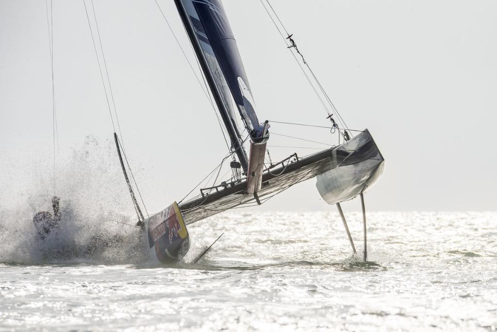 L'aventure Red Bull #FoilingGeneration est lancée ! Les premiers entraînements en images : win.gs/1KhFvSO