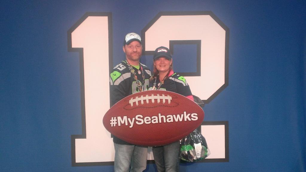 Seahawks_Jen's tweet photo. Pre-gaming in Touchdown City with @sdhawk80.  Go Hawks!!!  #MySeahawks http://t.co/d46VtuGvje
