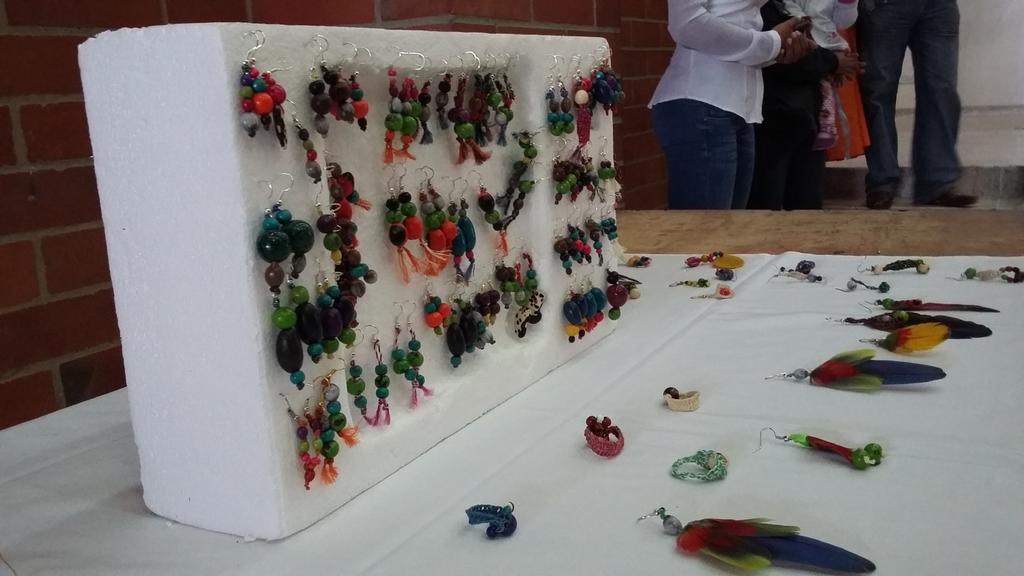 BogotaParticipa's tweet photo. #idpacpresente en actividad de #participación de #inyu pueblos indígenas. http://t.co/adPkwQK4VK