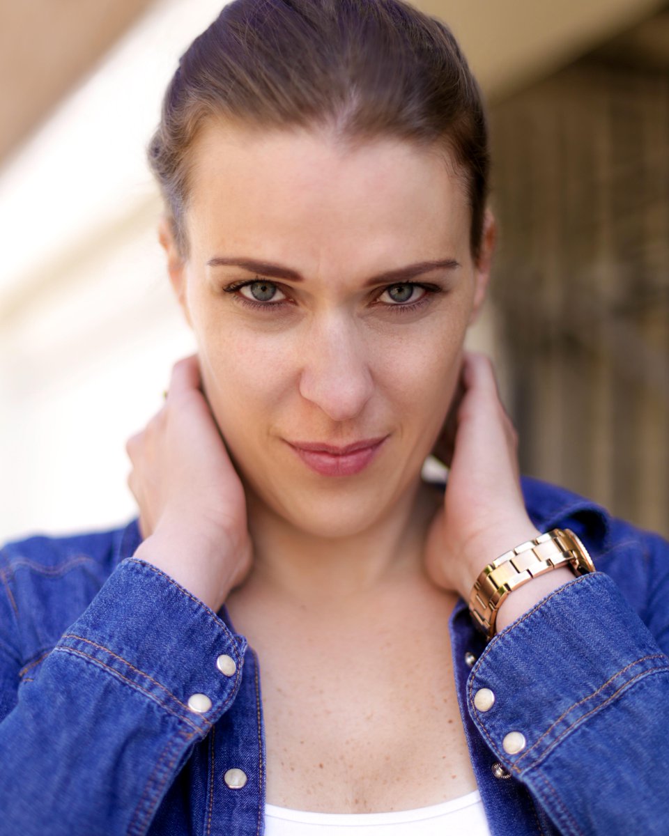 SimonaCrugnola's tweet image. #portraits# thanks @RedBeeStudio