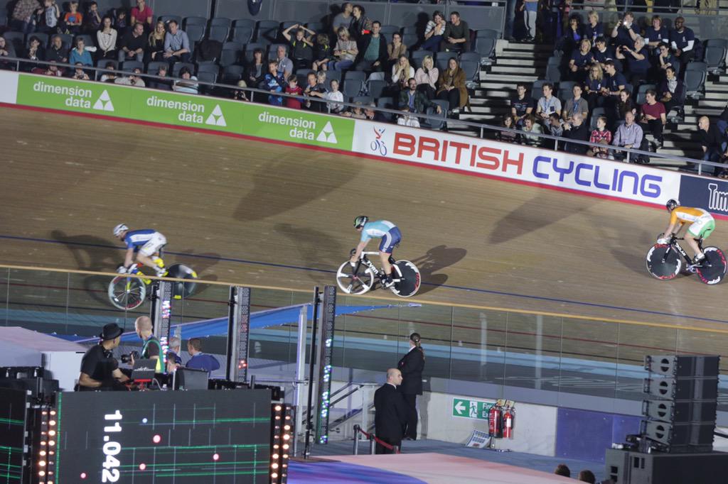 chalas's tweet photo. Sprinters semi final round 2 #SixDayLondon @sixdaycycling # http://t.co/cU7RrDTGT0
