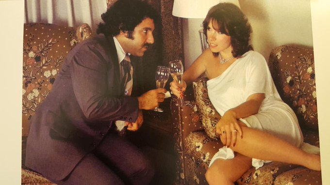 Remember this flash back from early 80s with Janey Robbins, Name that film? #bestdeepthroatinthebiz @HotMovies<a href="/tag/bestdeepthroatinthebiz"class="tags"><span>#bestdeepthroatinthebiz</span></a>