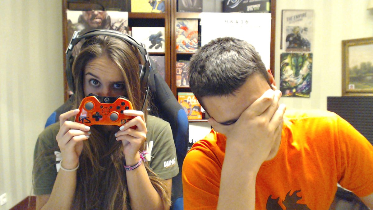 Alphasniper97's tweet photo. Alpha, es tú HERMANA? Es tú PRIMA? Es tú NOVIA?
En realidad es MI... 😏
▶ https://t.co/QtP9fpryOZ http://t.co/qhp79mKLKB