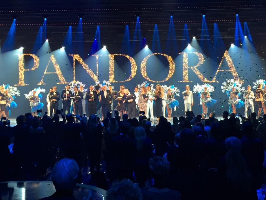 Amazing #openingnight of <a href="/DS_Pandora/">Dinnershow Pandora</a>! Proud of the cast and crew! #dinnershow #Pandora