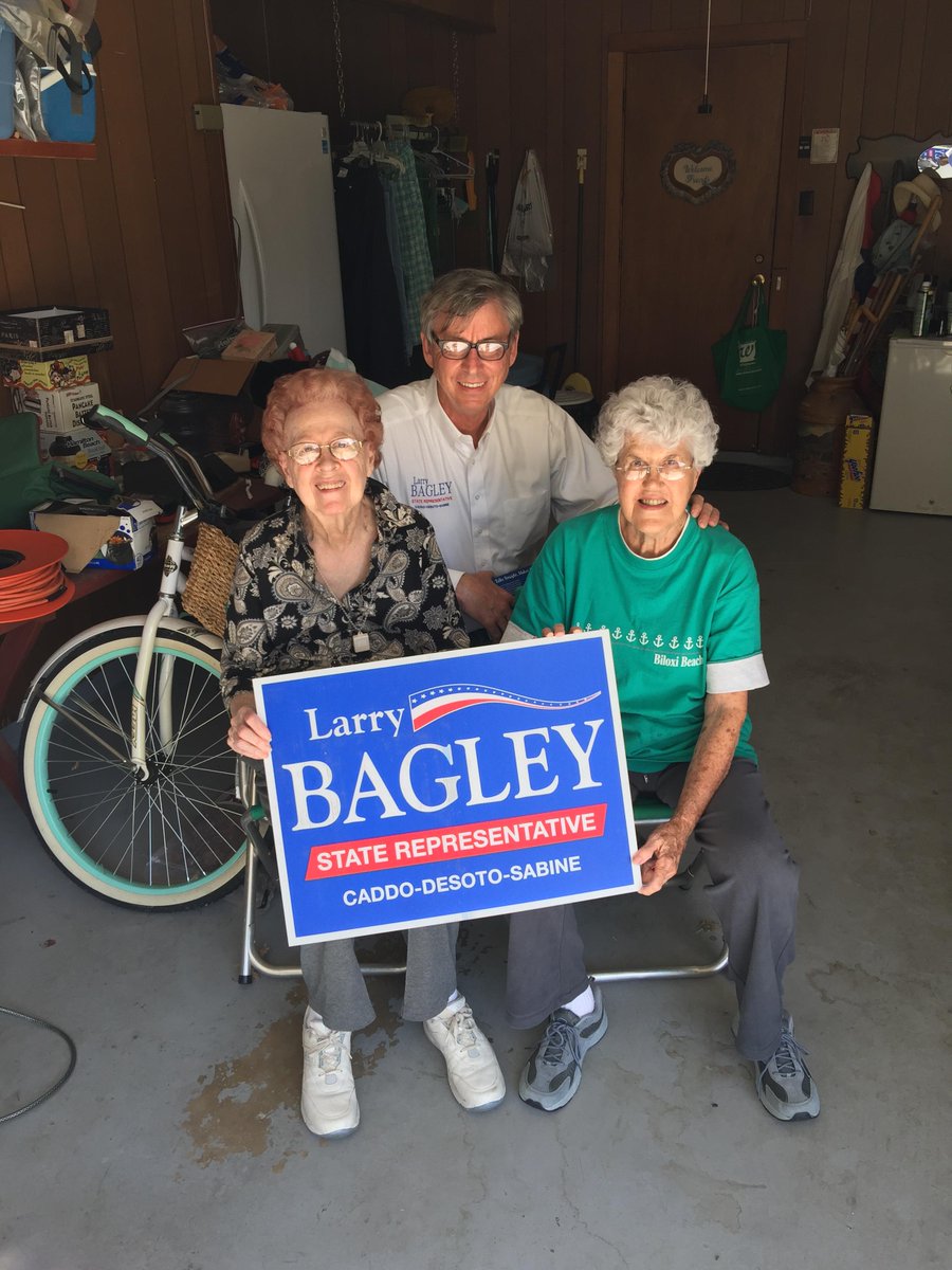 Supporters Glenda Copeland and Dolores Williams. #wearecaddo #wearedesoto #wearesabine 
larrybagley.com
