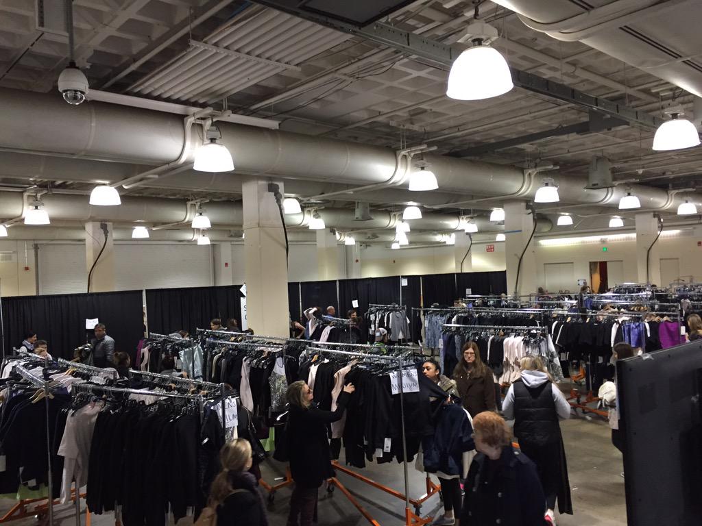 lululemonWHUS's tweet photo. Look at those options at #BOSthrowdown! YOU are running out of time. T-minus 55 mins till we bid Boston adieu! http://t.co/EoWzQ9wij1