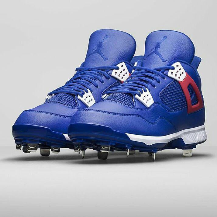 dexter fowler cleats