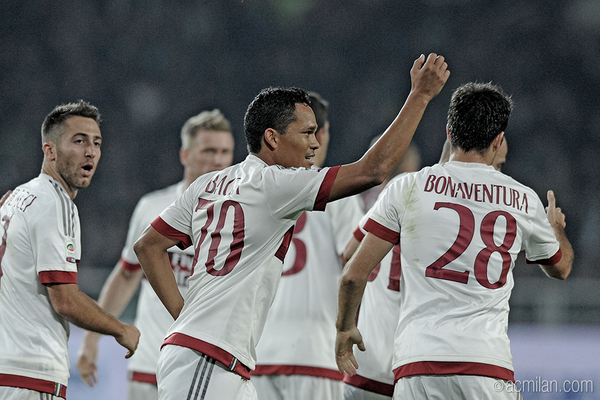 milanobsession's tweet photo. MATCH REVIEW: Torino 1, Milan 1: The Ruining of the Bulls
http://t.co/eEm9JVhqJi
#TorinoMilan #StealingPoints http://t.co/ueBCAiWrHa