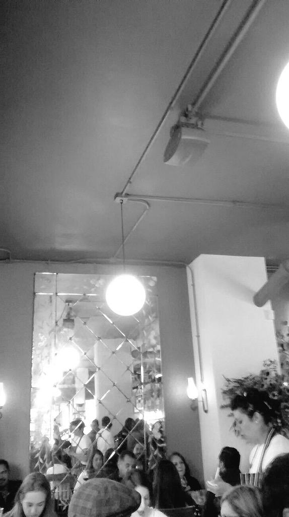 Disfrutando con la familia @lardocondesa #ultrarecomendable #quefinoesta