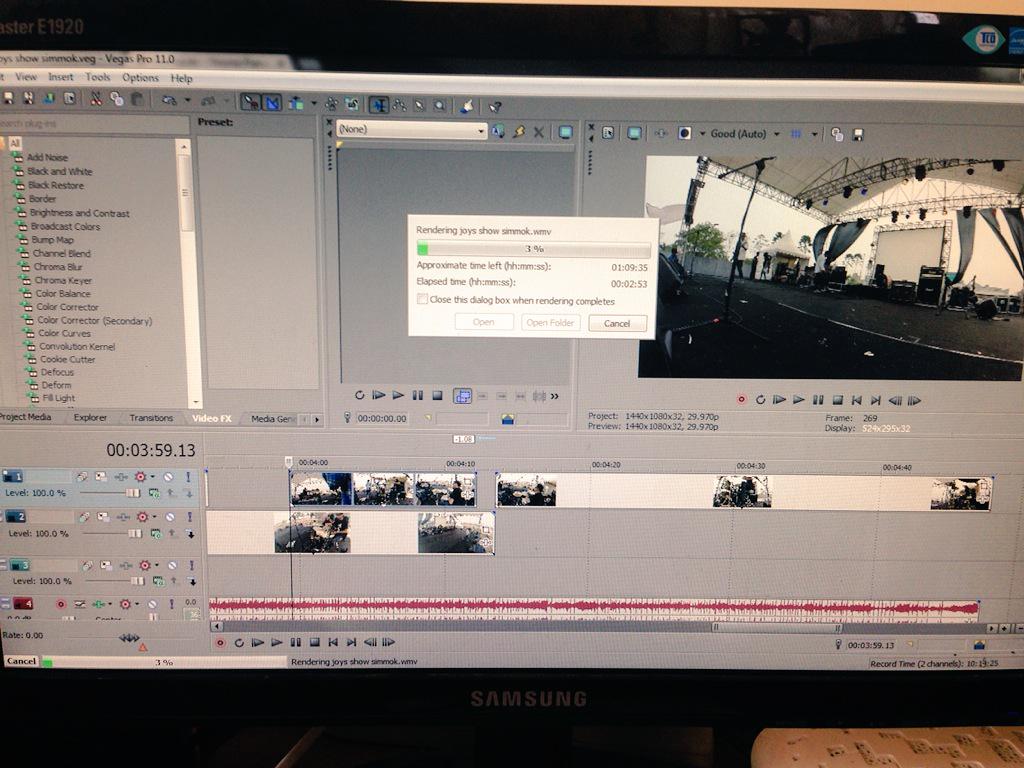 Tunggu video terbaru kita di youtube.com/jokeofsuperboys "kenapa teknisi itu penting"