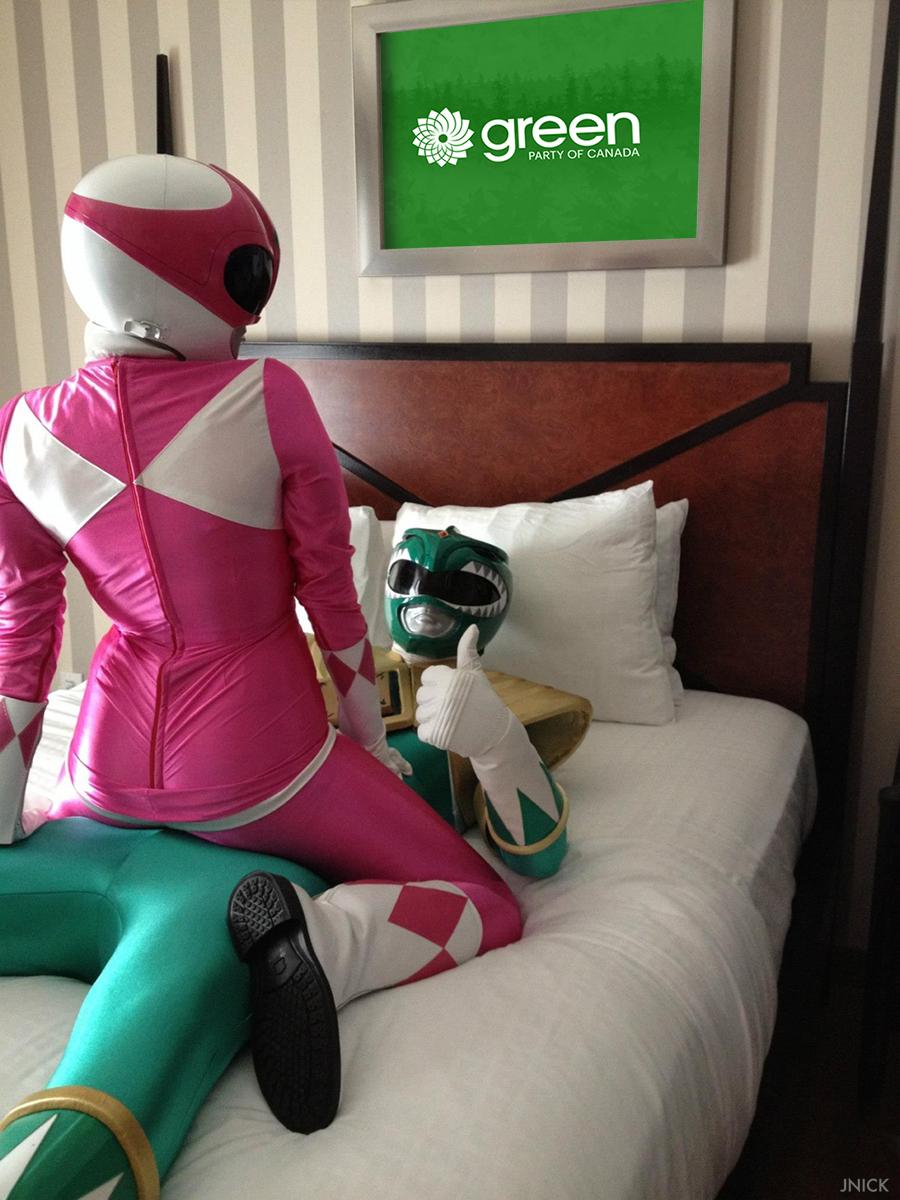 JaredNicholson's tweet photo. For the win. #PowerRanger #greenparty #VoteGreen #cowgirls #cosplay #bcpoli http://t.co/RJKGmLK4Aq