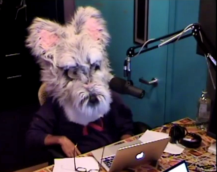 What the hell's on <a href="/DamnedJuggler/">Goudeau</a>'s head? Listen to <a href="/pennjillette/">Penn Jillette</a>'s Sunday School &amp; find out. overcast.fm/+FC9__fM