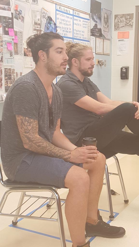 Mrs. Headrick tweet media