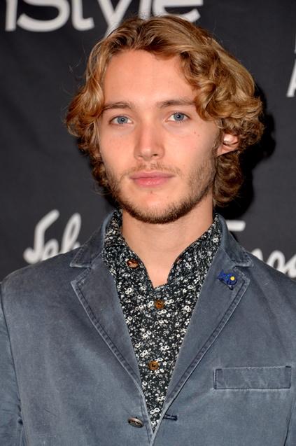 Gelicapickles has a male crush: Happy birthday to my all day errday! toby_regbo hope U have more birthdays an 