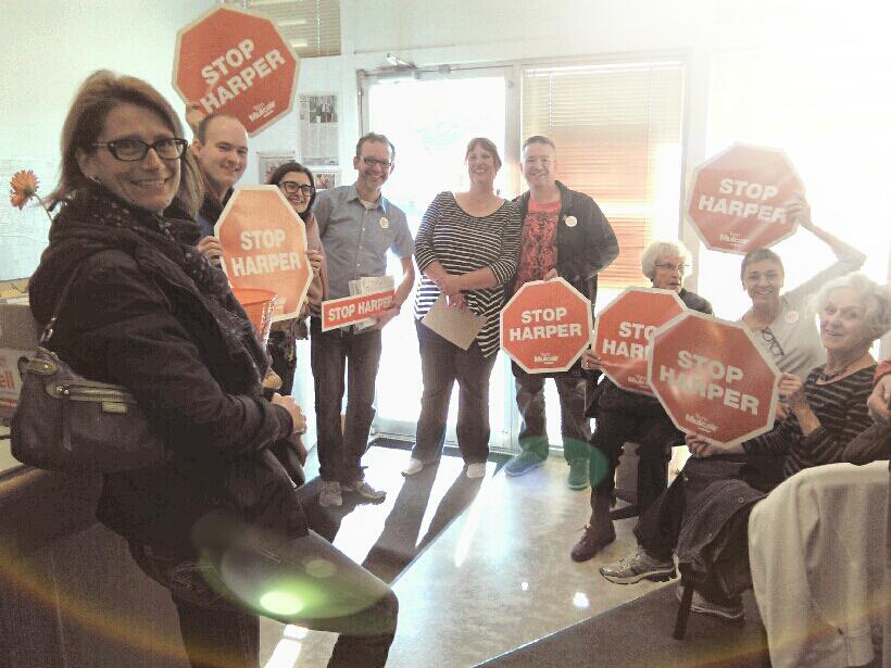 ScottBellNDP's tweet photo. #ScottBellNDP Election Weekend #GOTV Videos filmed LIVE in #SaskatoonGrasswood
http://t.co/V4dejM3wOu http://t.co/Pt0hNZX4ys