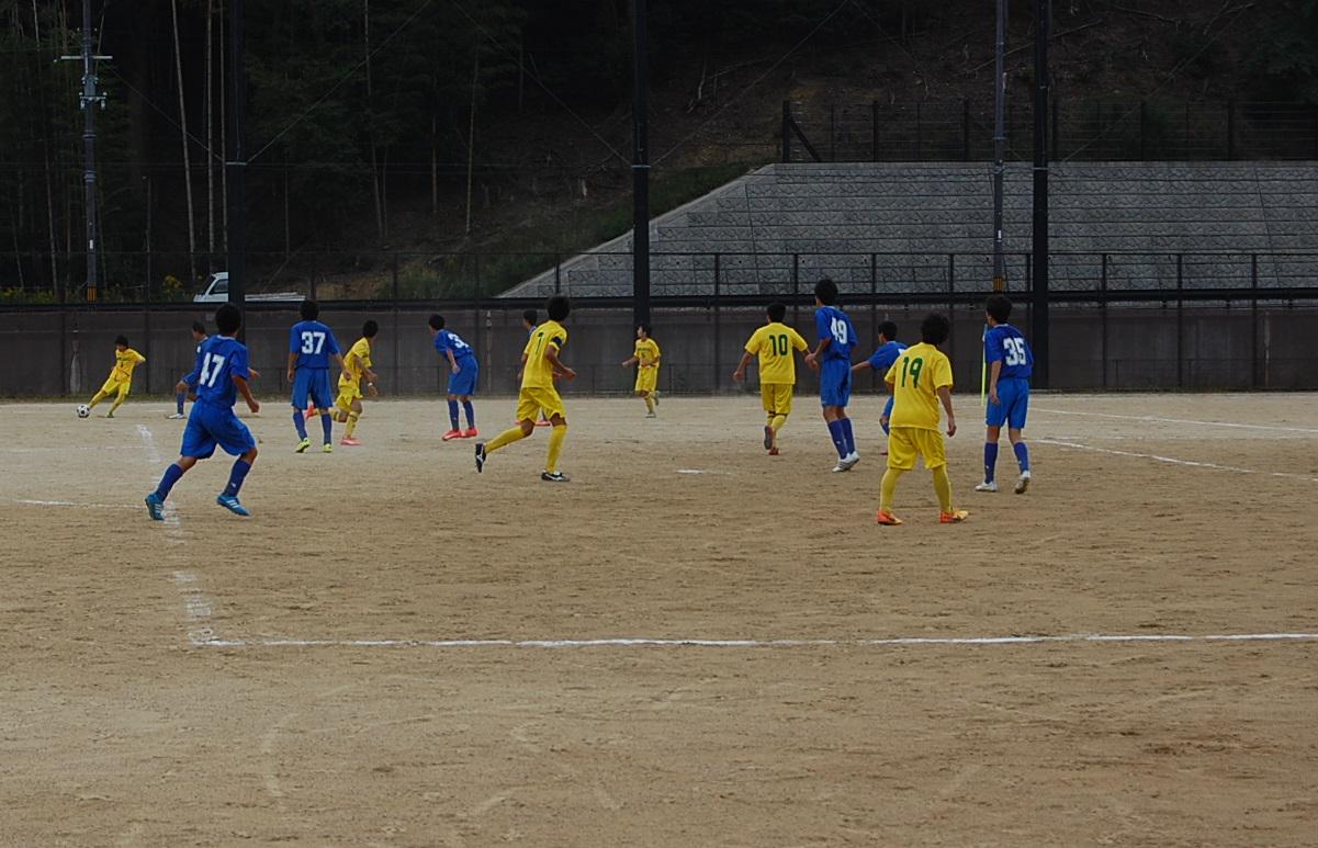 京都府立北稜高等学校 サッカー部 全国高校サッカー選手権大会 ３回戦は嵯峨野高校に１対０で勝ちました １００名以上の方の応援 ありがとうございました ４回戦は久御山高校と対戦します 会場は久御山高校で１０時キックオフです Http T Co