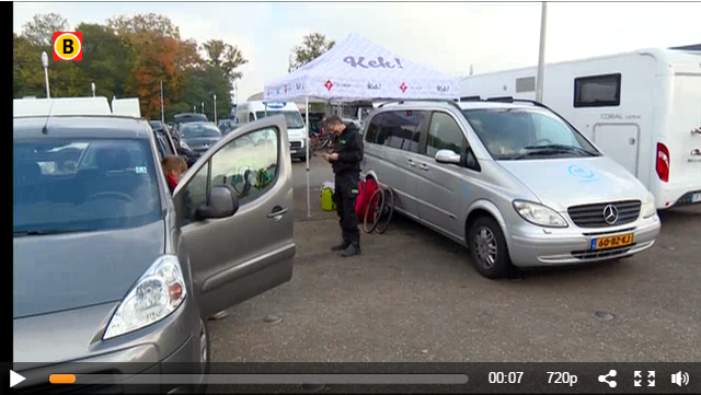 FHTperslucht's tweet image. #sannevanpaassen eenmansteam zonder teambus of grote camper maar met een @FHTperslucht busje bit.ly/1Kjdquc