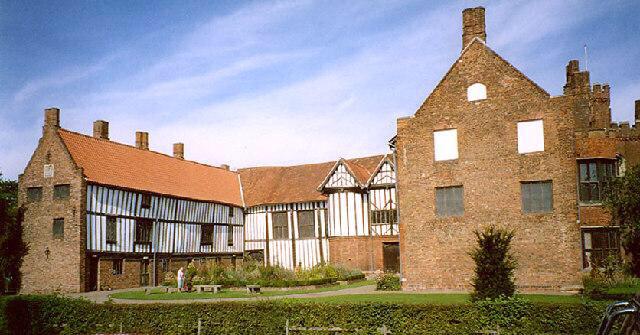 GainsOld's tweet photo. 1st November ❤️WEDDING OPEN DAY❤️Gains' Old Hall❤️Fab wedding experts waiting to turn dreams into a reality #Lincoln http://t.co/YTcrSOvQ7Q