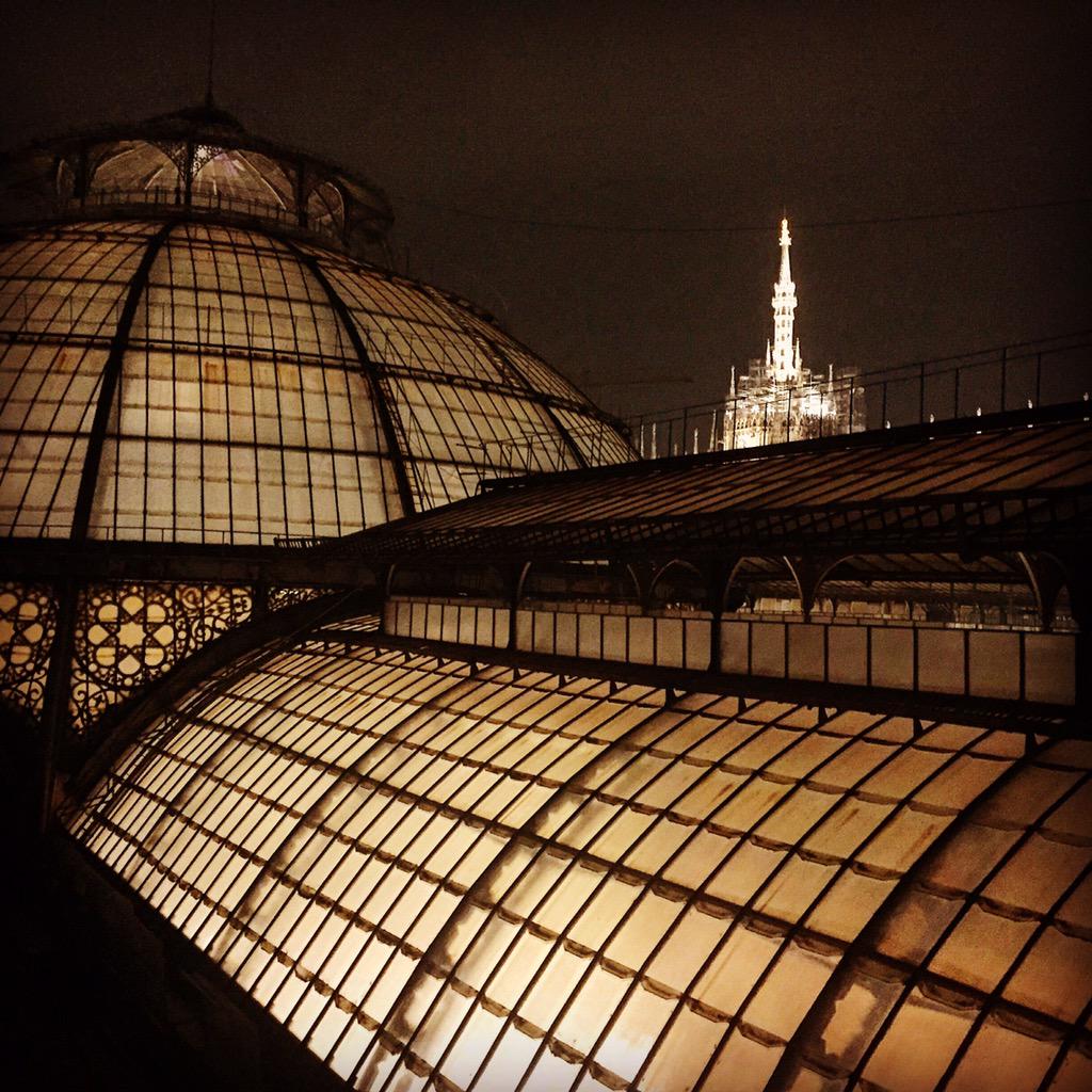 masgilles's tweet image. #secretview #Milan @Milanodavedere @Expo2015Milano #galleriavittorioemanuele ❤️ #mycity